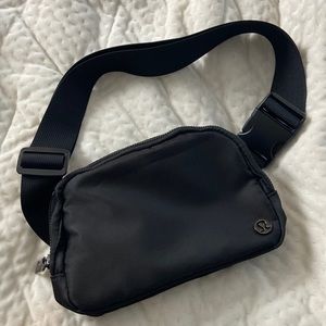 black Lululemon belt bag